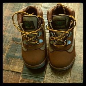 toddler 7 Timberland boots